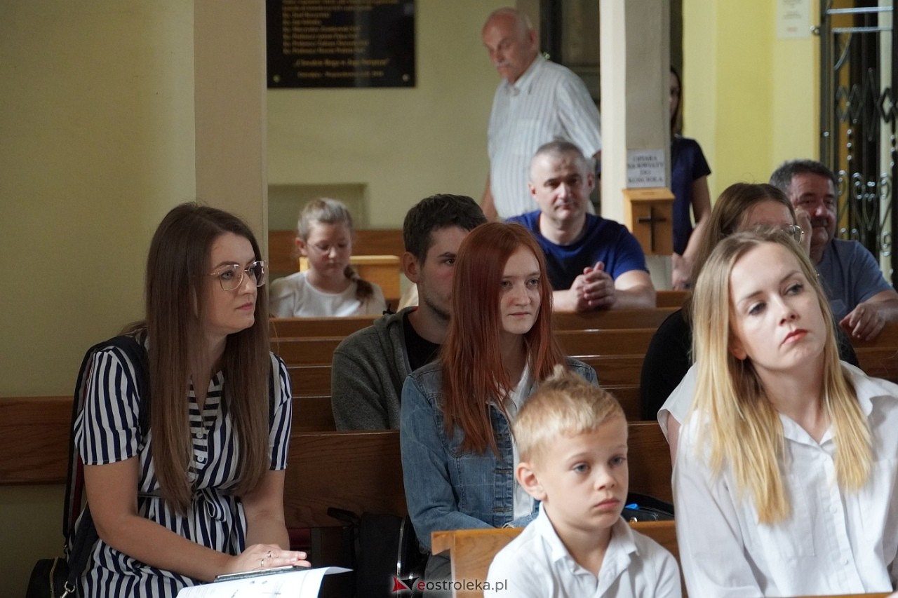 XXV Konkurs Recytatorski Poezji Ks. Jana Twardowskiego [25.05.2024]  - zdjęcie #57 - eOstroleka.pl