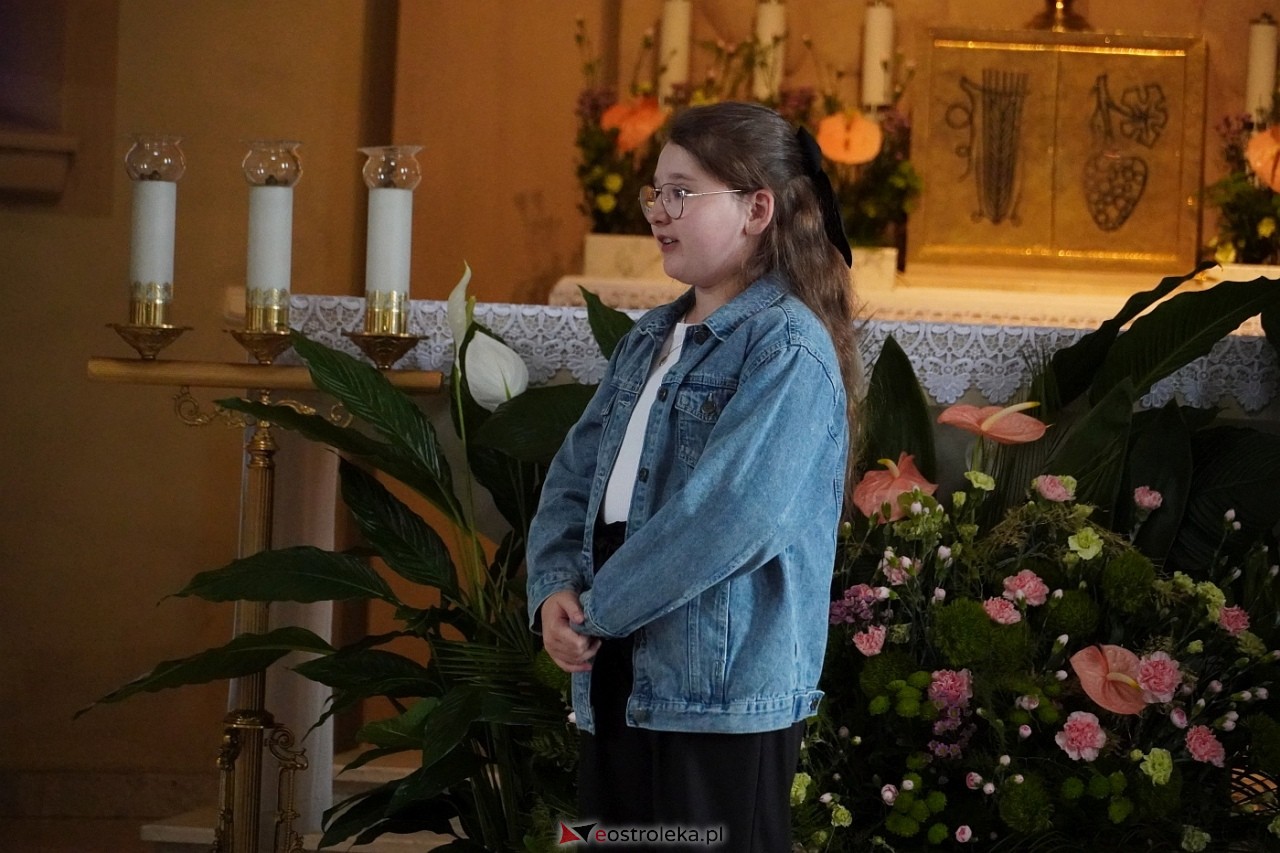 XXV Konkurs Recytatorski Poezji Ks. Jana Twardowskiego [25.05.2024]  - zdjęcie #8 - eOstroleka.pl