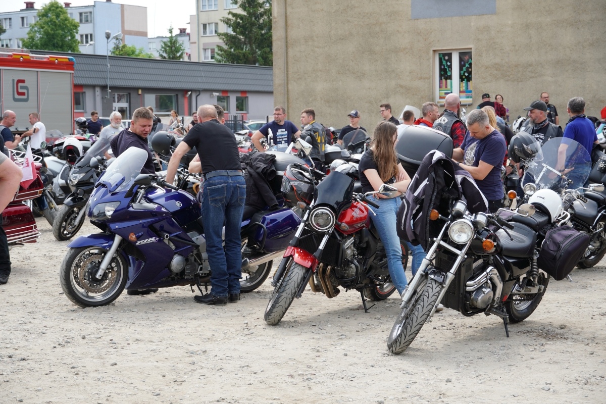Motoserce 2024 - parada motocykli ulicami Ostrołęki [25.05.2024] - zdjęcie #239 - eOstroleka.pl
