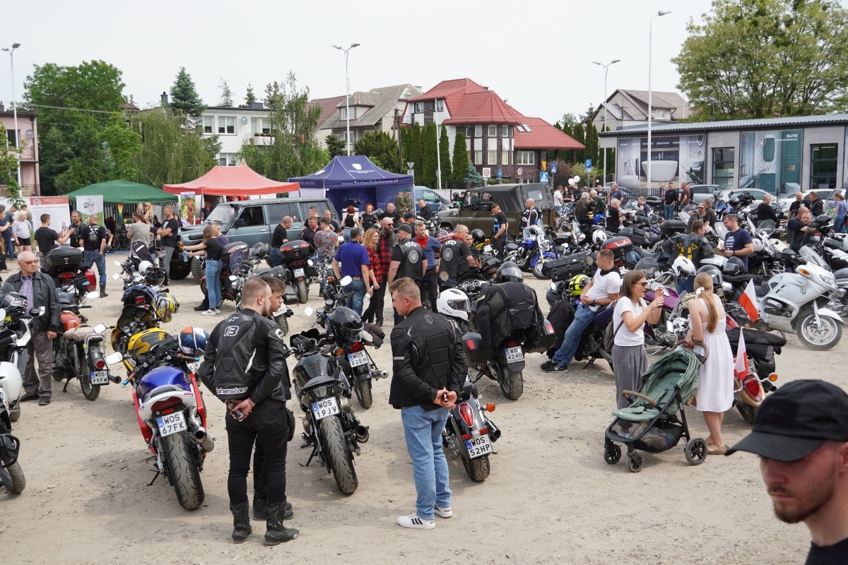 Motoserce 2024 - parada motocykli ulicami Ostrołęki [25.05.2024] - zdjęcie #228 - eOstroleka.pl