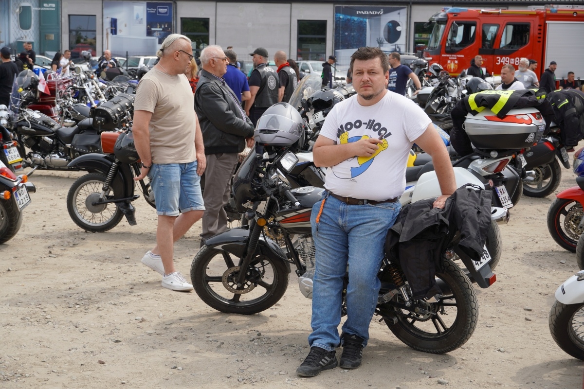Motoserce 2024 - parada motocykli ulicami Ostrołęki [25.05.2024] - zdjęcie #174 - eOstroleka.pl