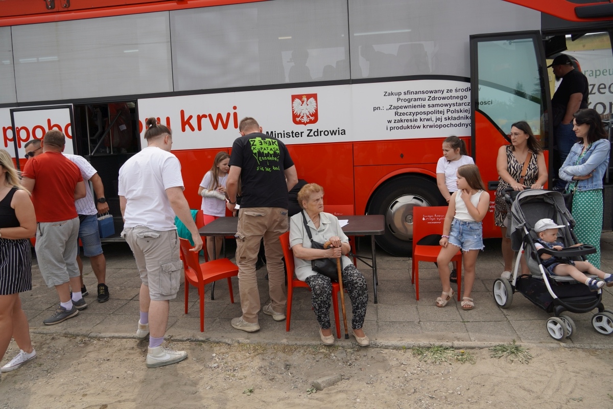 Motoserce 2024 - parada motocykli ulicami Ostrołęki [25.05.2024] - zdjęcie #170 - eOstroleka.pl