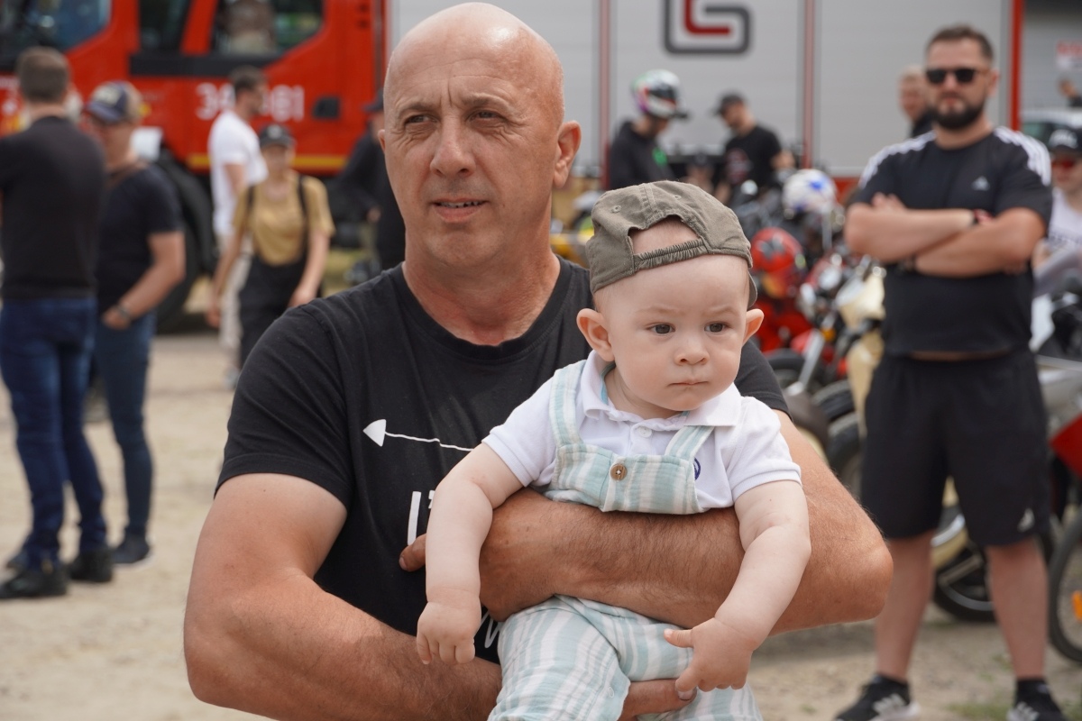 Motoserce 2024 - parada motocykli ulicami Ostrołęki [25.05.2024] - zdjęcie #162 - eOstroleka.pl