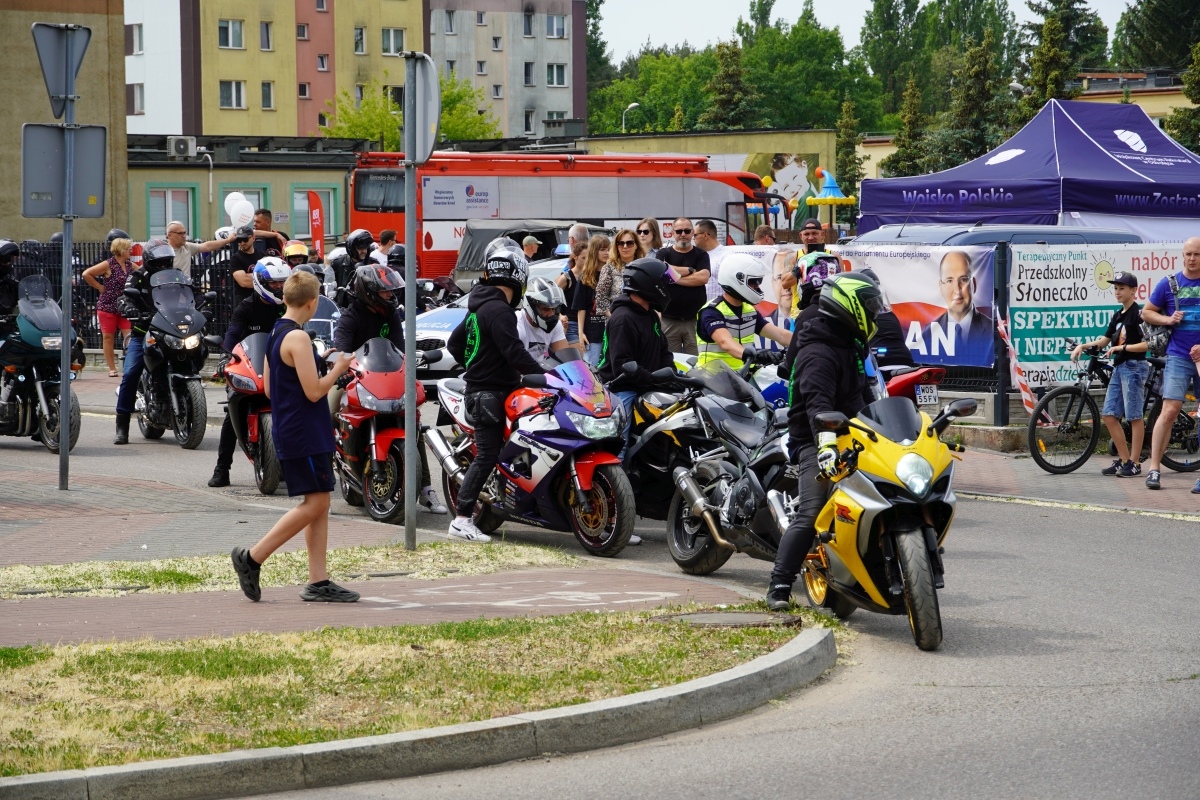 Motoserce 2024 - parada motocykli ulicami Ostrołęki [25.05.2024] - zdjęcie #200 - eOstroleka.pl