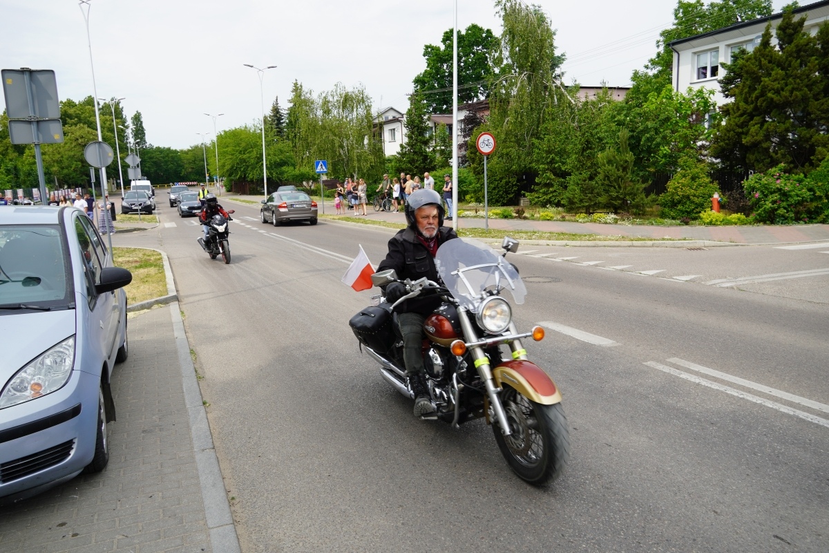 Motoserce 2024 - parada motocykli ulicami Ostrołęki [25.05.2024] - zdjęcie #118 - eOstroleka.pl
