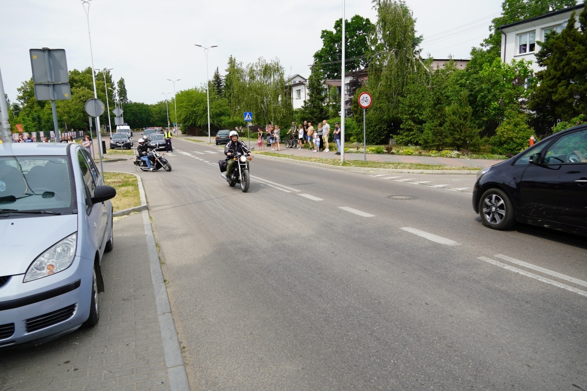 Motoserce 2024 - parada motocykli ulicami Ostrołęki [25.05.2024] - zdjęcie #113 - eOstroleka.pl