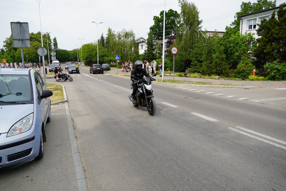 Motoserce 2024 - parada motocykli ulicami Ostrołęki [25.05.2024] - zdjęcie #109 - eOstroleka.pl