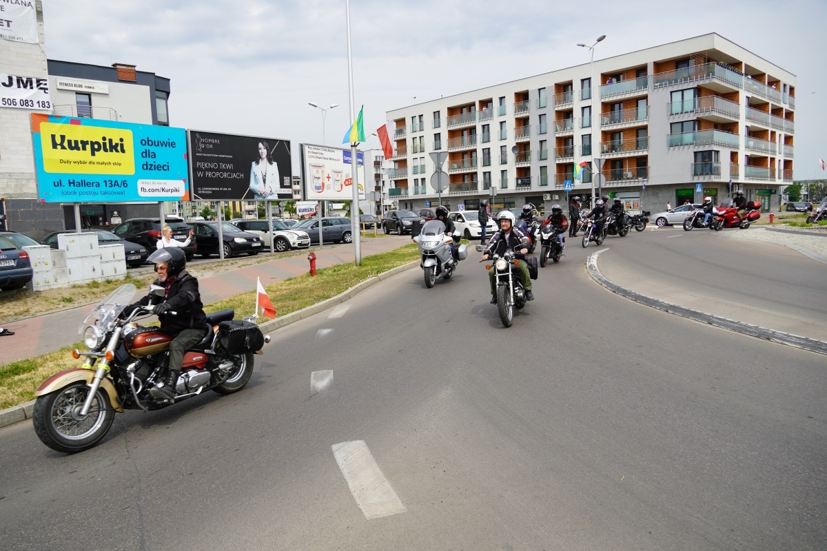 Motoserce 2024 - parada motocykli ulicami Ostrołęki [25.05.2024] - zdjęcie #76 - eOstroleka.pl
