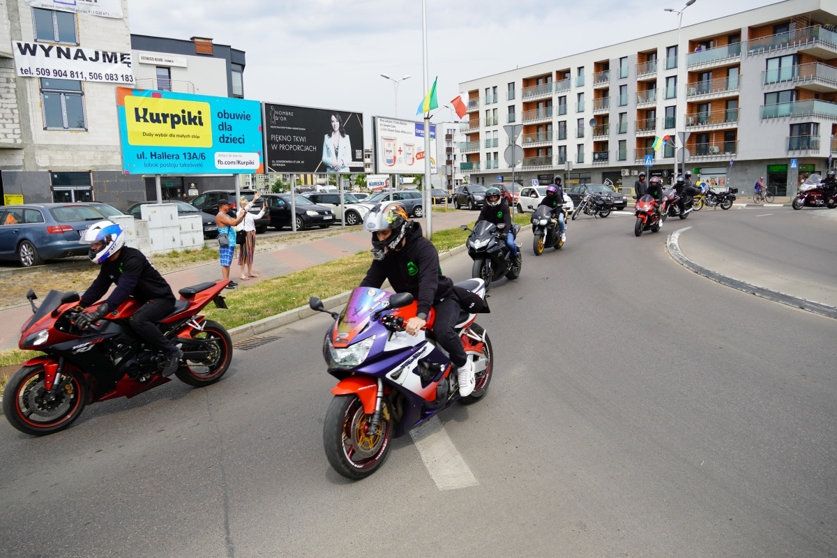 Motoserce 2024 - parada motocykli ulicami Ostrołęki [25.05.2024] - zdjęcie #44 - eOstroleka.pl