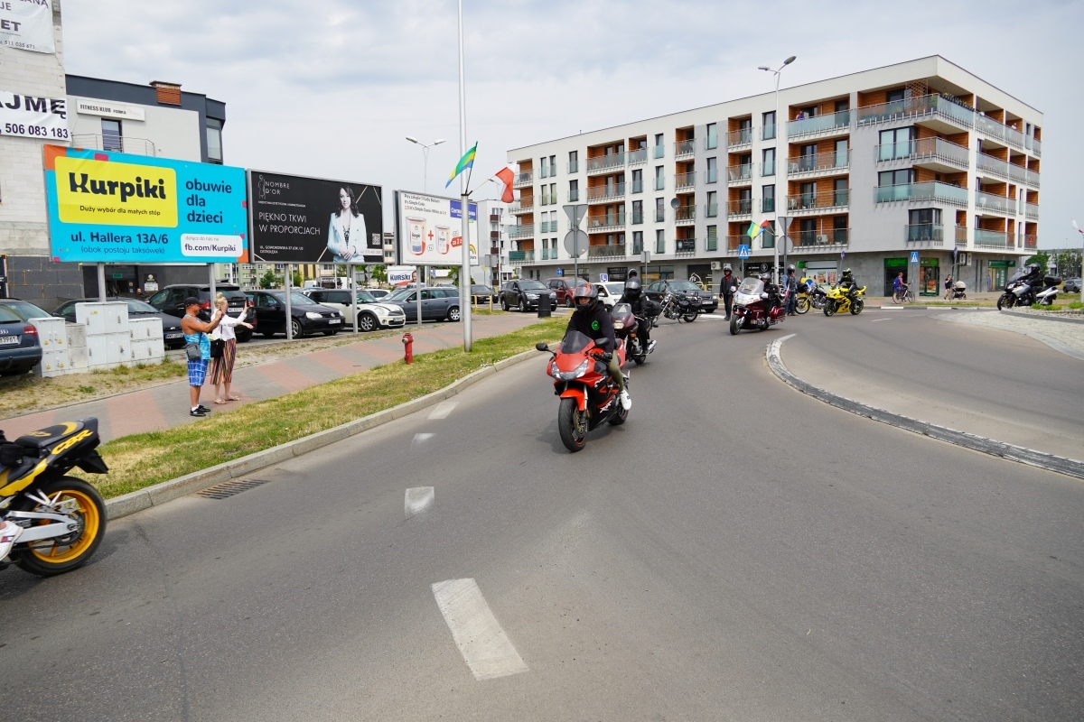 Motoserce 2024 - parada motocykli ulicami Ostrołęki [25.05.2024] - zdjęcie #39 - eOstroleka.pl