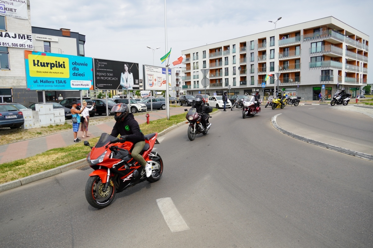 Motoserce 2024 - parada motocykli ulicami Ostrołęki [25.05.2024] - zdjęcie #38 - eOstroleka.pl