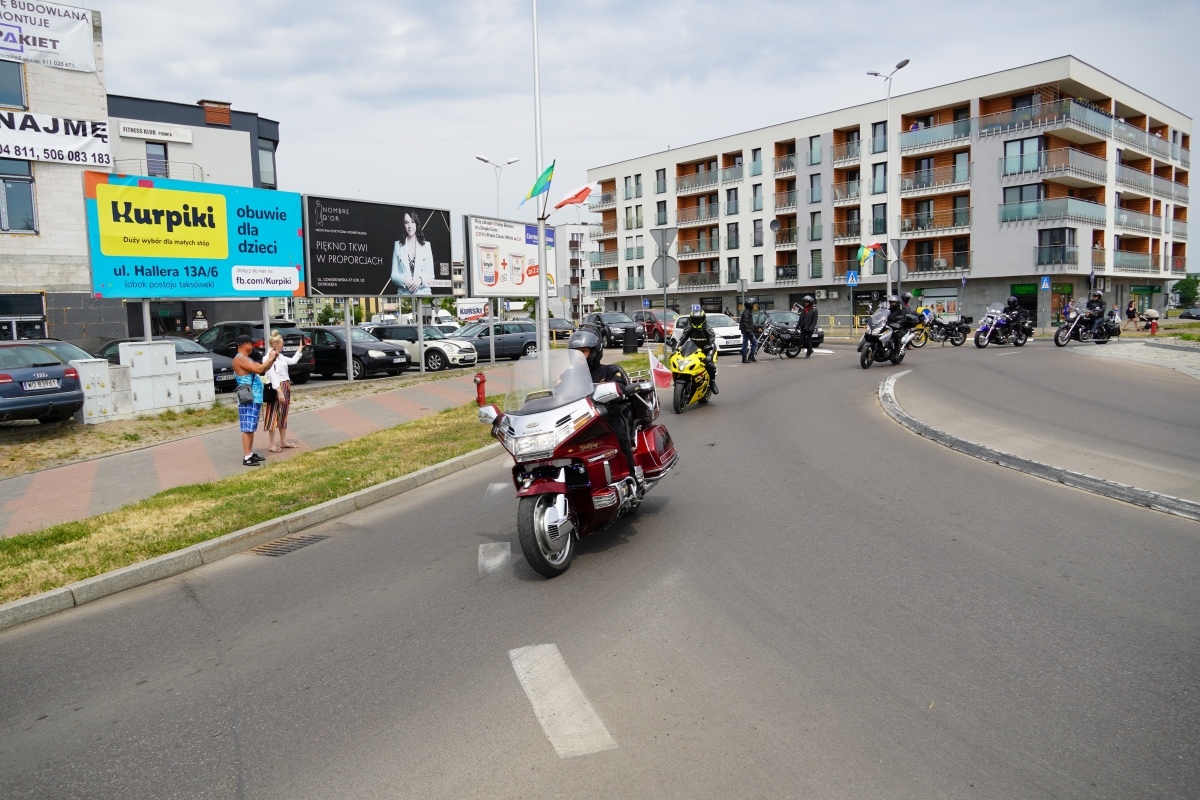 Motoserce 2024 - parada motocykli ulicami Ostrołęki [25.05.2024] - zdjęcie #36 - eOstroleka.pl