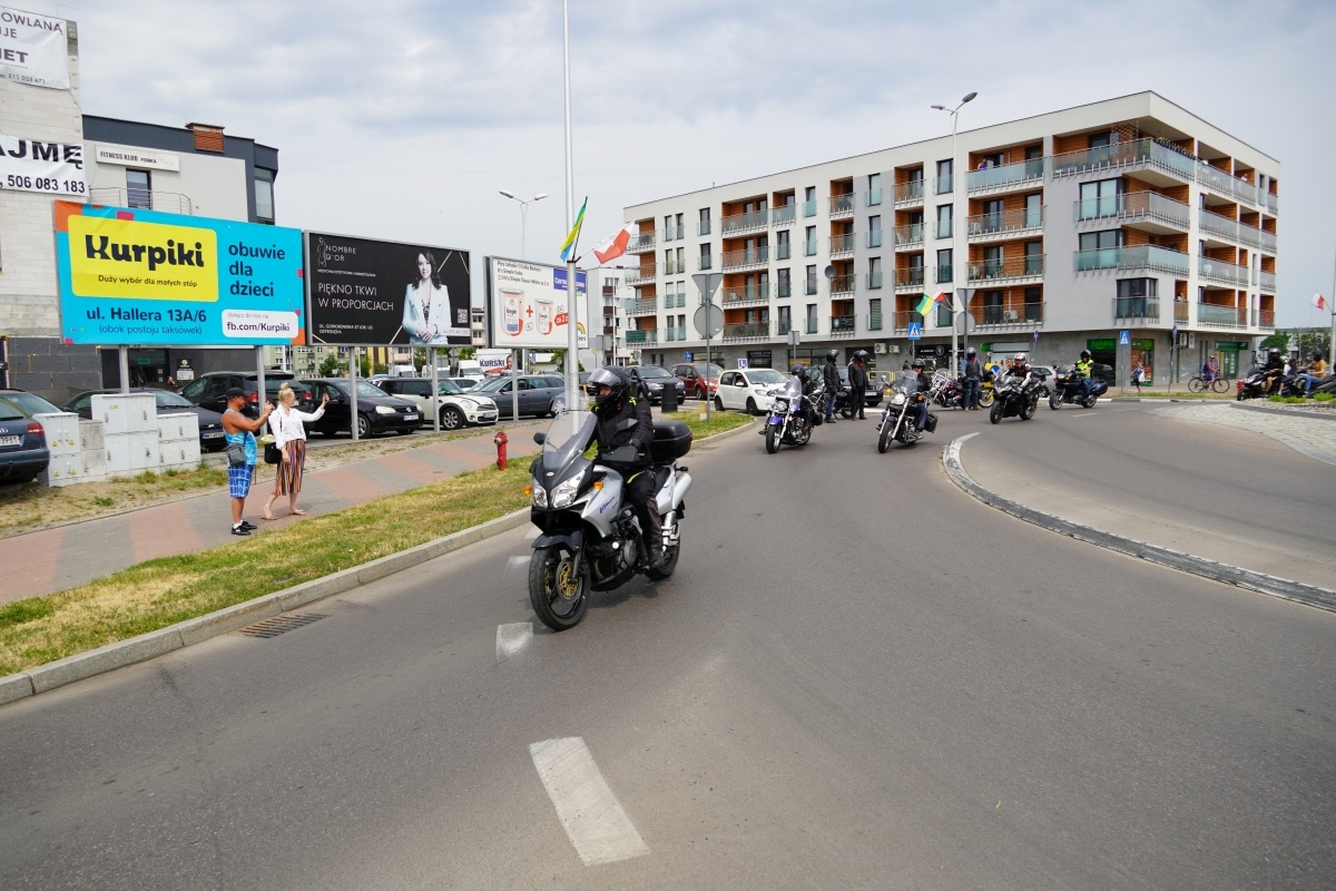 Motoserce 2024 - parada motocykli ulicami Ostrołęki [25.05.2024] - zdjęcie #33 - eOstroleka.pl