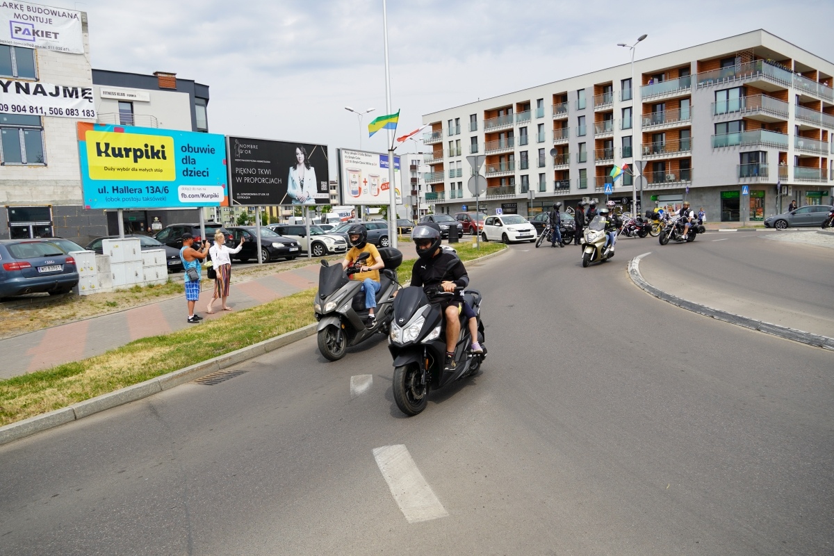 Motoserce 2024 - parada motocykli ulicami Ostrołęki [25.05.2024] - zdjęcie #26 - eOstroleka.pl