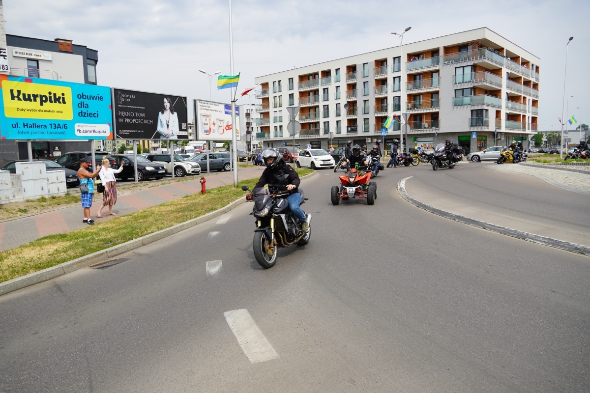 Motoserce 2024 - parada motocykli ulicami Ostrołęki [25.05.2024] - zdjęcie #6 - eOstroleka.pl