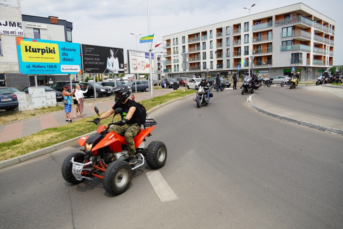 Motoserce 2024 - parada motocykli ulicami Ostrołęki [25.05.2024] - zdjęcie #4 - eOstroleka.pl