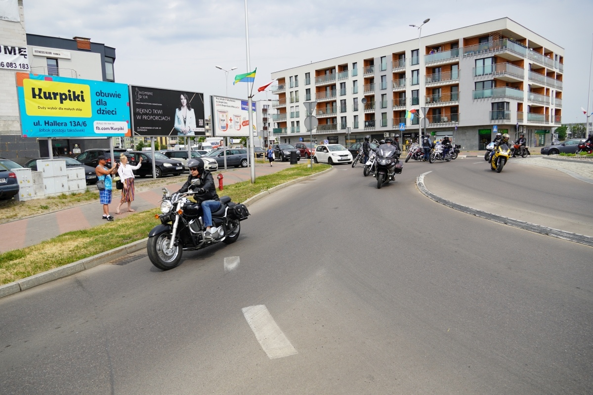 Motoserce 2024 - parada motocykli ulicami Ostrołęki [25.05.2024] - zdjęcie #2 - eOstroleka.pl