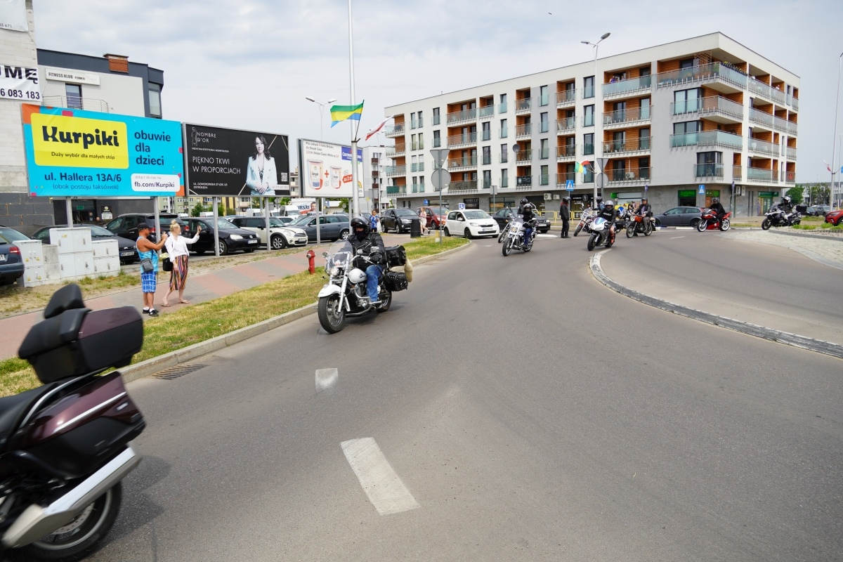 Motoserce 2024 - parada motocykli ulicami Ostrołęki [25.05.2024] - zdjęcie #81 - eOstroleka.pl