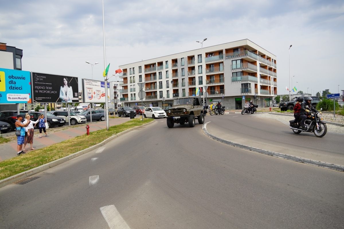 Motoserce 2024 - parada motocykli ulicami Ostrołęki [25.05.2024] - zdjęcie #59 - eOstroleka.pl