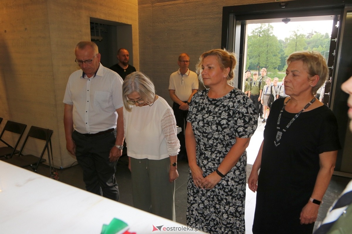 Uroczyste obchody 193. rocznicy bitwy pod Ostrołęką [25.05.2024]] - zdjęcie #16 - eOstroleka.pl