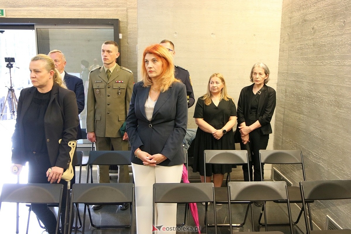 Uroczyste obchody 193. rocznicy bitwy pod Ostrołęką [25.05.2024]] - zdjęcie #6 - eOstroleka.pl