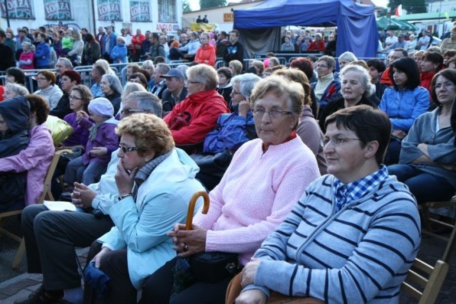 Światowy Zjazd Kurpiów 24.06.2011 - zdjęcie #14 - eOstroleka.pl