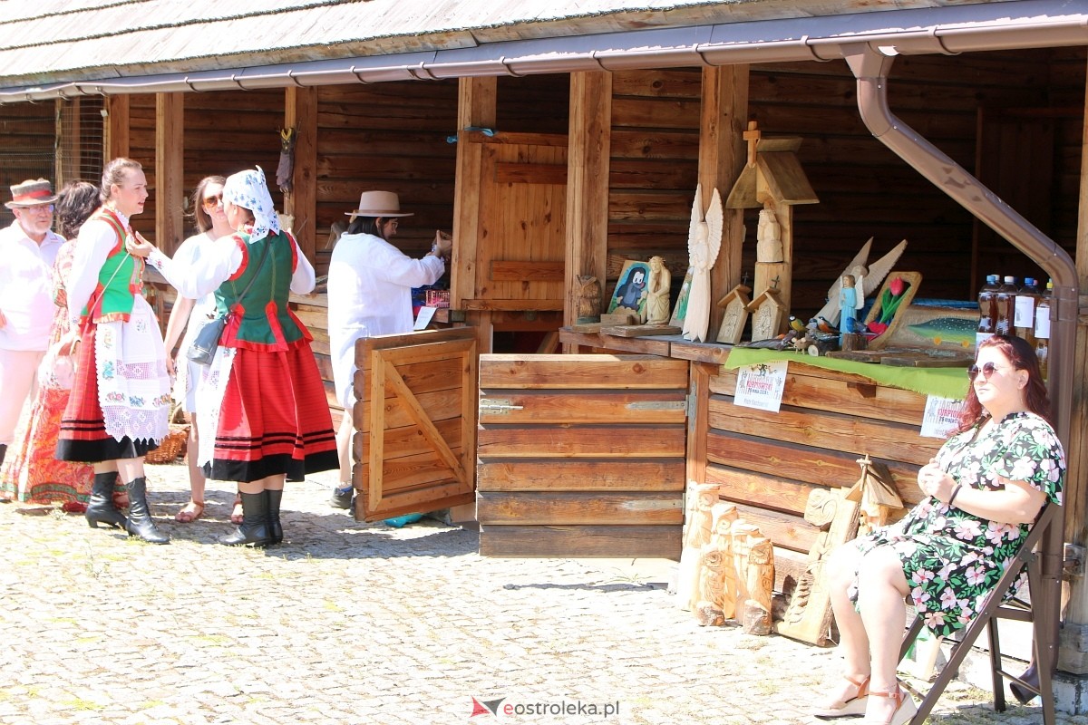35. Jarmark Kurpiowski w Myszyńcu [26.05.2024] - zdjęcie #37 - eOstroleka.pl
