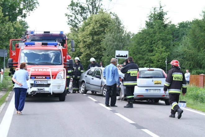 Wypadek w Rzekuniu (24.06.2011) - zdjęcie #4 - eOstroleka.pl