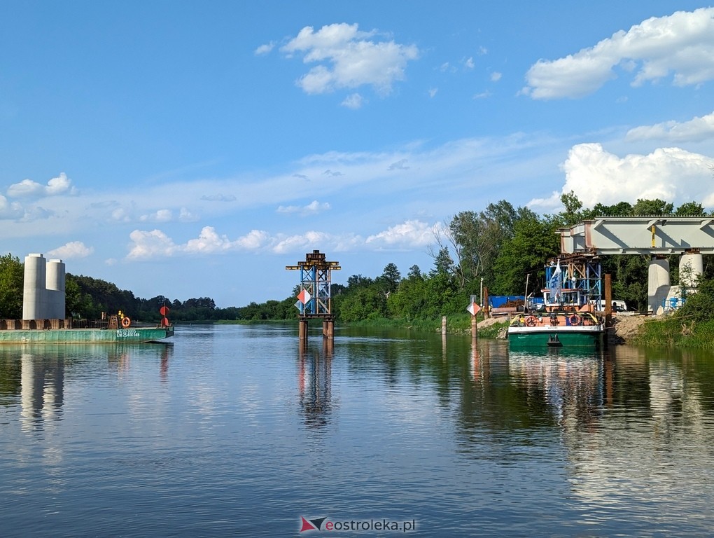 Budowa mostu w Teodorowie: Zdjęcia z perspektywy rzeki Narew [26.05.2024] - zdjęcie #20 - eOstroleka.pl