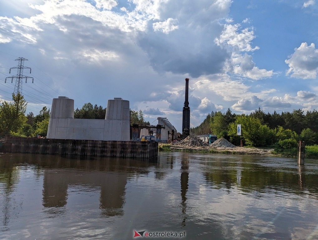 Budowa mostu w Teodorowie: Zdjęcia z perspektywy rzeki Narew [26.05.2024] - zdjęcie #9 - eOstroleka.pl