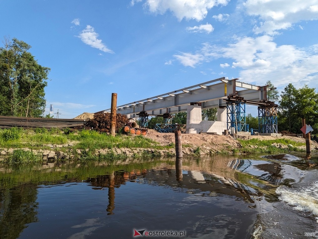 Budowa mostu w Teodorowie: Zdjęcia z perspektywy rzeki Narew [26.05.2024] - zdjęcie #6 - eOstroleka.pl