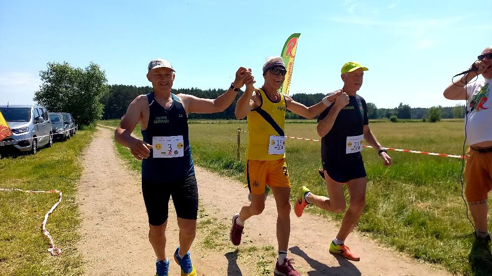 Bieg ku pamięci Stanisława Dzięgielewskiego [26.05.2024] - zdjęcie #13 - eOstroleka.pl