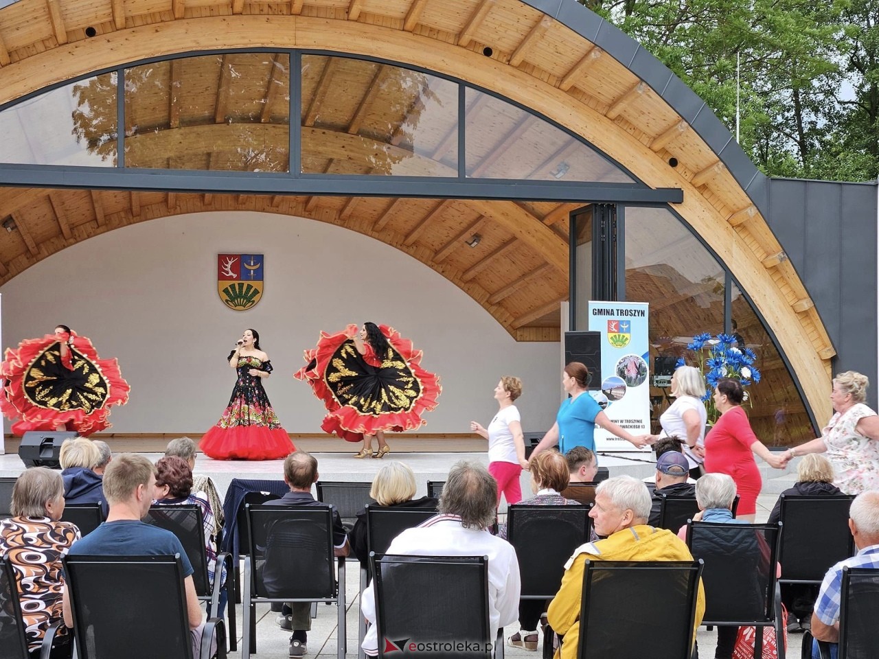 Dzień Matki w Troszynie: Koncert Patrycji Runo [25.05.2024] - zdjęcie #63 - eOstroleka.pl
