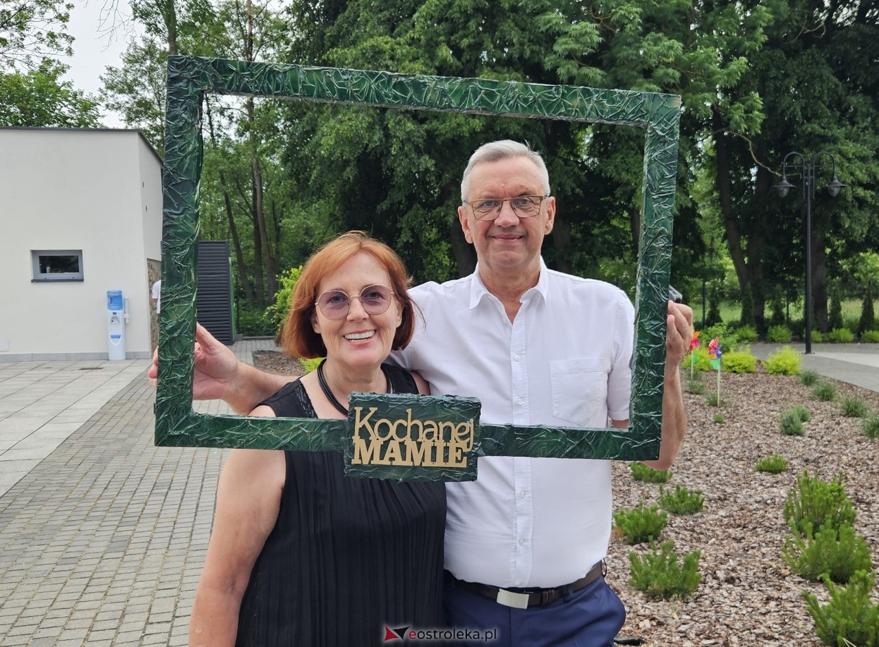 Dzień Matki w Troszynie: Koncert Patrycji Runo [25.05.2024] - zdjęcie #33 - eOstroleka.pl