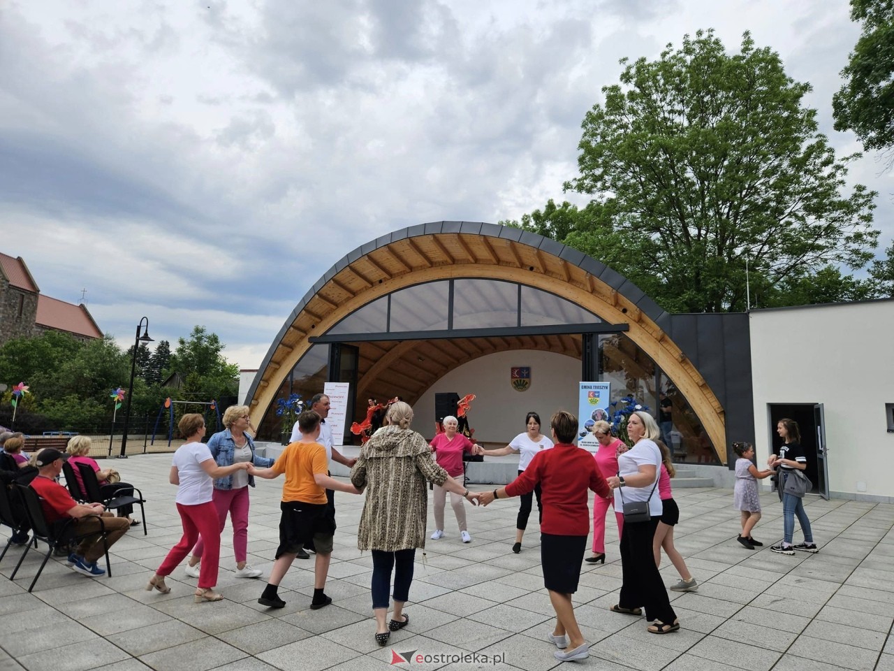 Dzień Matki w Troszynie: Koncert Patrycji Runo [25.05.2024] - zdjęcie #10 - eOstroleka.pl