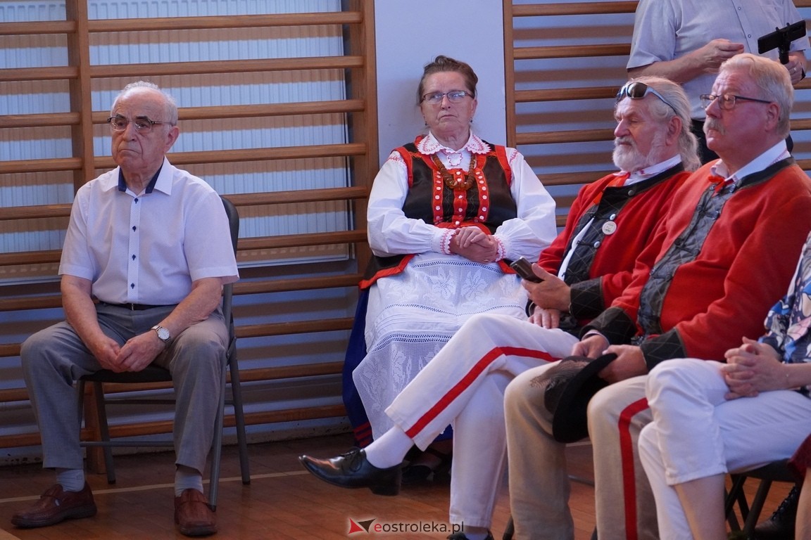Dzień Kultury Kurpiowskiej w II Liceum Ogólnokształcącym w Ostrołęce [26.05.2024] - zdjęcie #31 - eOstroleka.pl