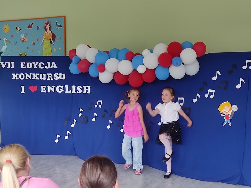 I love english - przedszkolaki w Ostrołęce śpiewają po angielsku! [23.05.2024] - zdjęcie #23 - eOstroleka.pl