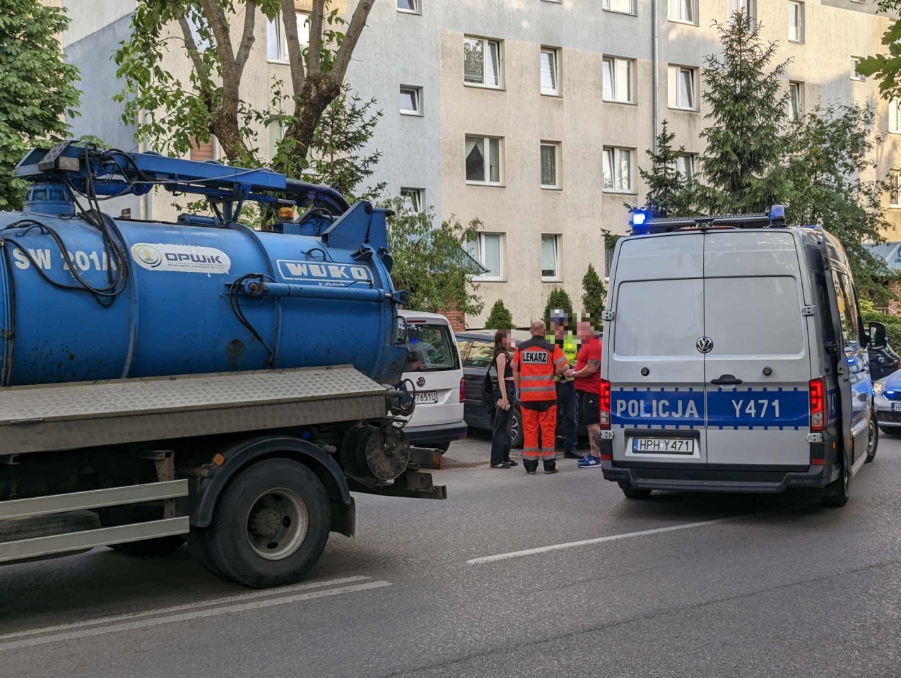 Potrącenie przy Sienkiewicza [29.05.2024] - zdjęcie #15 - eOstroleka.pl