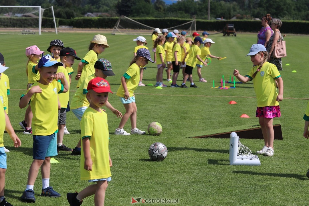 IV Piłkarski Festiwal Przedszkoli [29.05.2024] - zdjęcie #103 - eOstroleka.pl