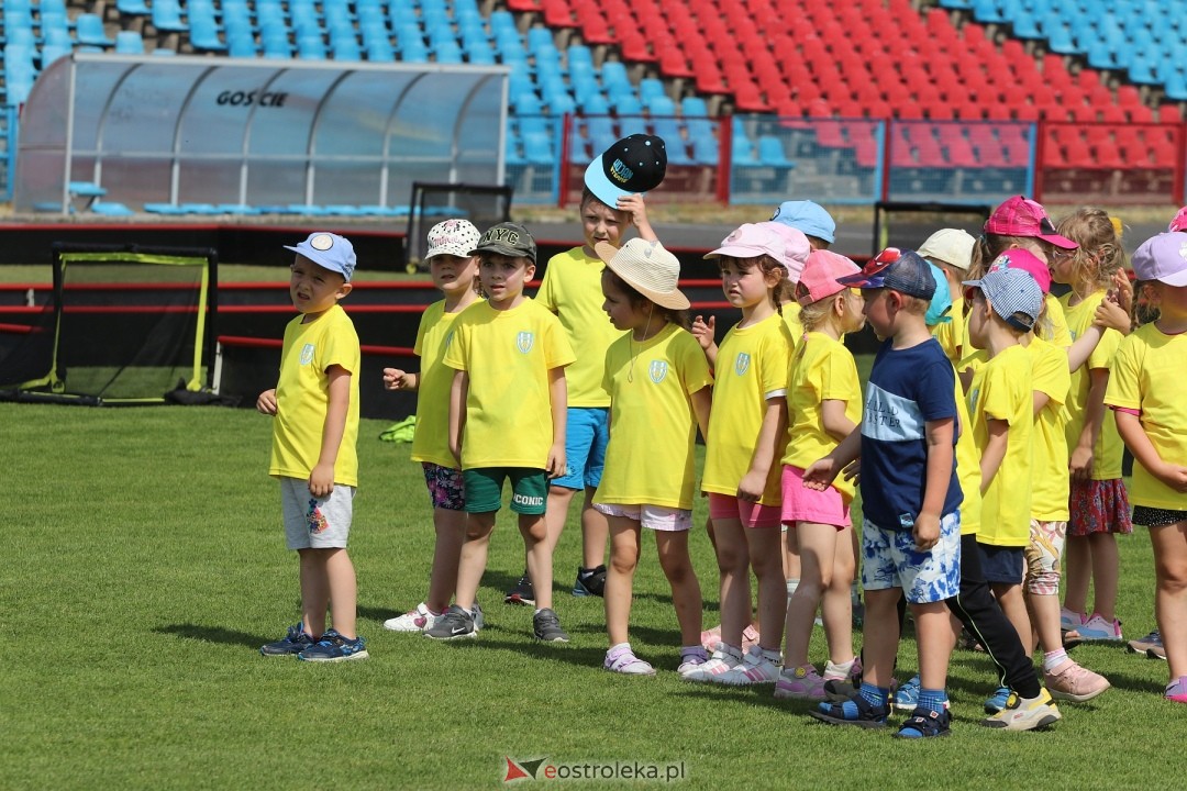 IV Piłkarski Festiwal Przedszkoli [29.05.2024] - zdjęcie #99 - eOstroleka.pl