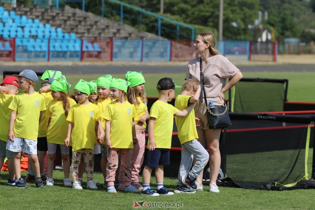 IV Piłkarski Festiwal Przedszkoli [29.05.2024] - zdjęcie #98 - eOstroleka.pl