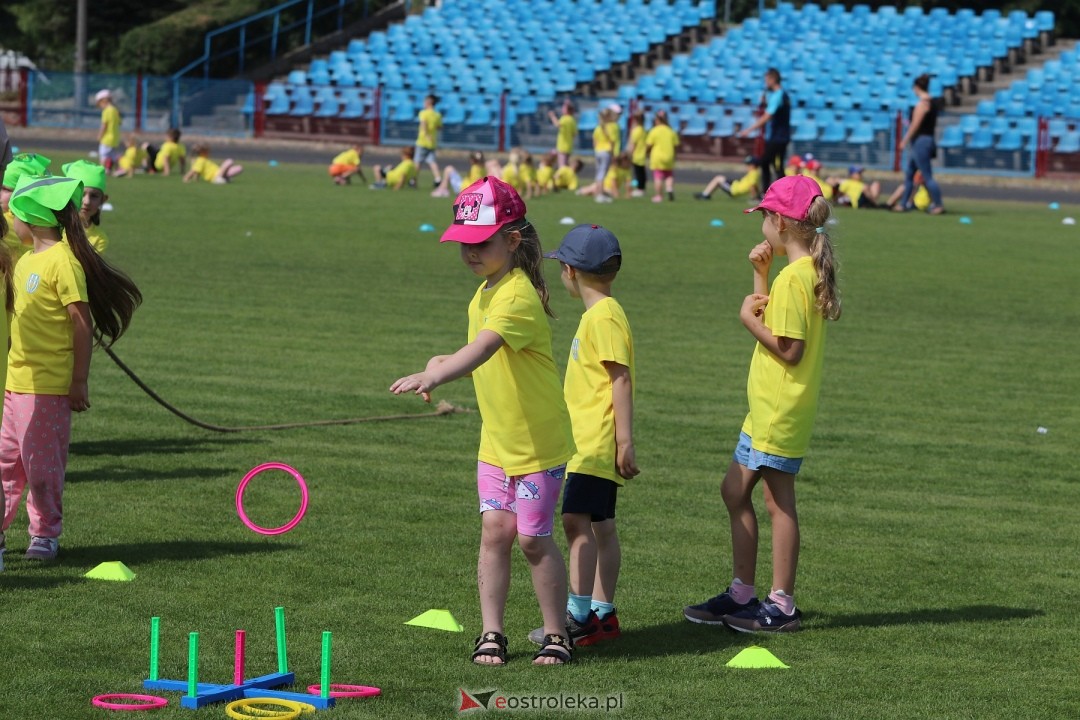 IV Piłkarski Festiwal Przedszkoli [29.05.2024] - zdjęcie #74 - eOstroleka.pl