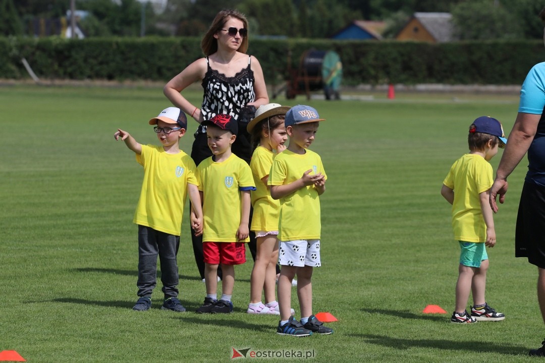 IV Piłkarski Festiwal Przedszkoli [29.05.2024] - zdjęcie #68 - eOstroleka.pl