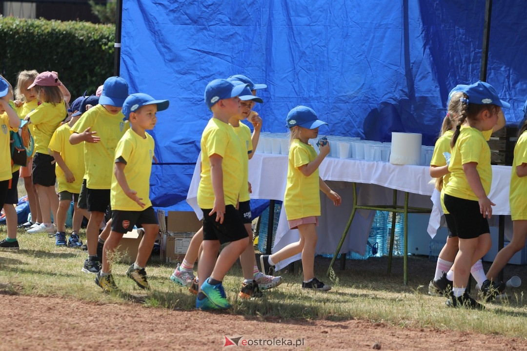 IV Piłkarski Festiwal Przedszkoli [29.05.2024] - zdjęcie #39 - eOstroleka.pl
