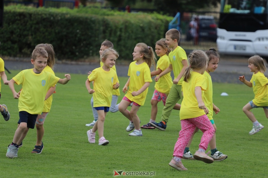 IV Piłkarski Festiwal Przedszkoli [29.05.2024] - zdjęcie #33 - eOstroleka.pl