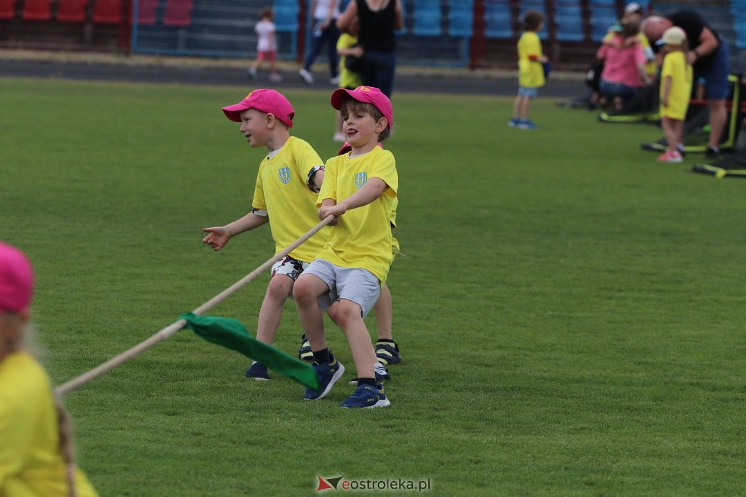 IV Piłkarski Festiwal Przedszkoli [29.05.2024] - zdjęcie #24 - eOstroleka.pl