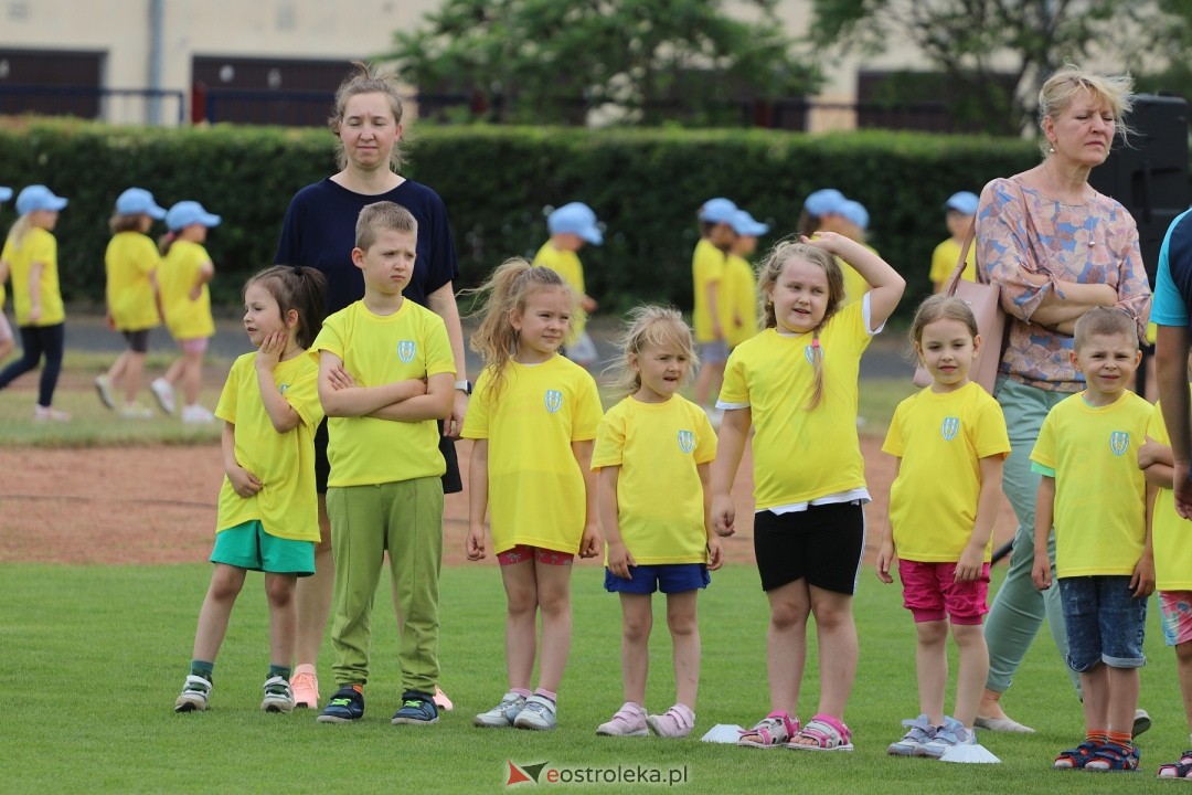 IV Piłkarski Festiwal Przedszkoli [29.05.2024] - zdjęcie #18 - eOstroleka.pl