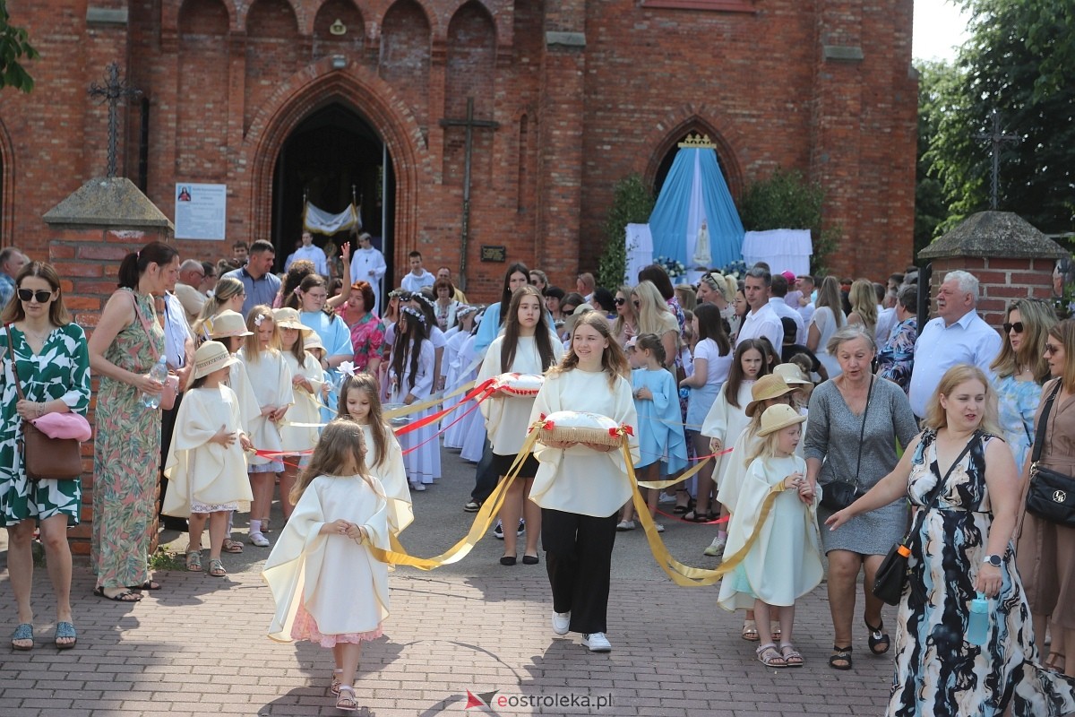 Boże Ciało 2024 - procesja w Rzekuniu [30.05.2024] - zdjęcie #71 - eOstroleka.pl