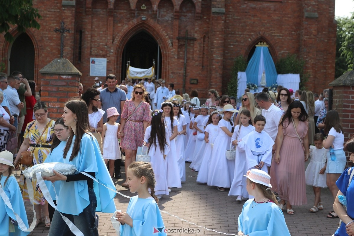 Boże Ciało 2024 - procesja w Rzekuniu [30.05.2024] - zdjęcie #66 - eOstroleka.pl