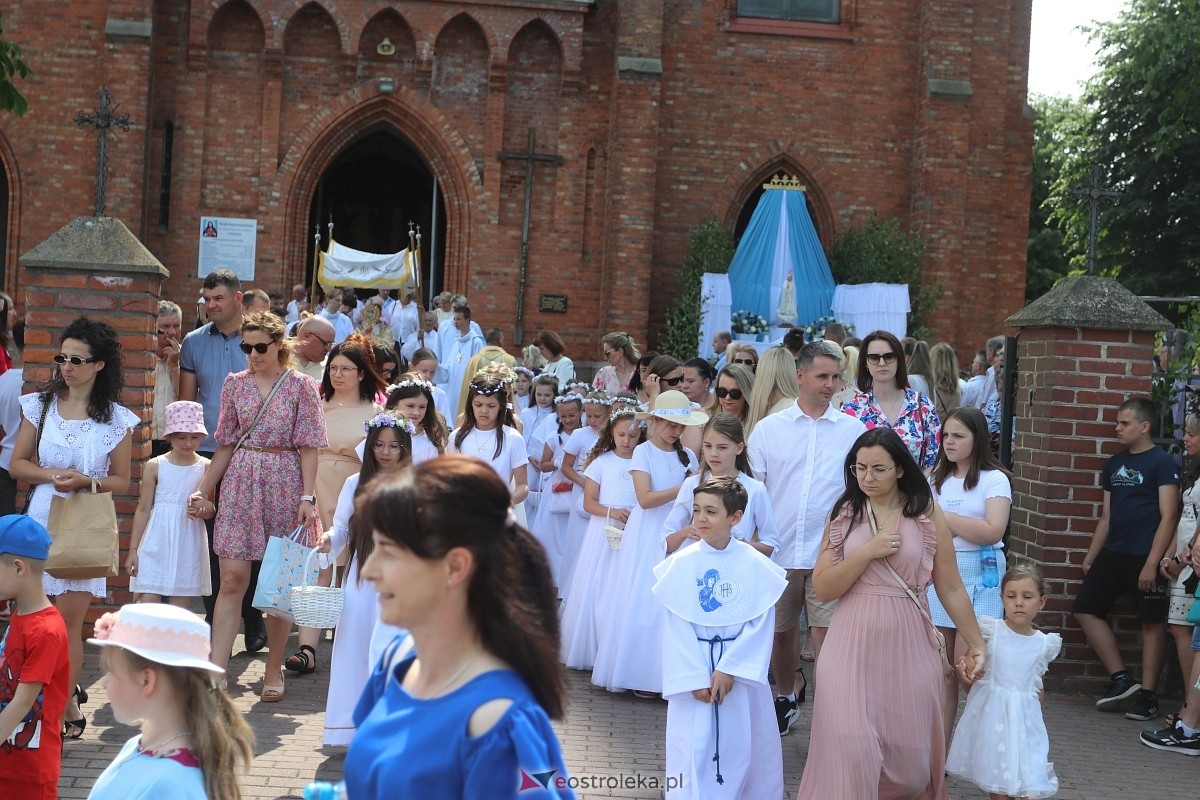 Boże Ciało 2024 - procesja w Rzekuniu [30.05.2024] - zdjęcie #65 - eOstroleka.pl